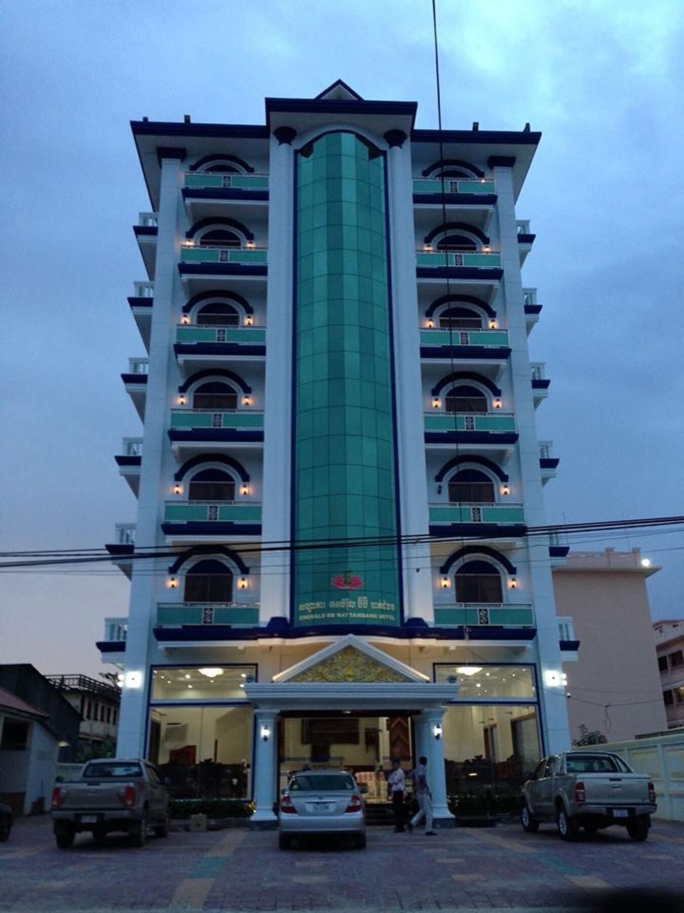 เอเมอรัลด์ บีบี บาตัมบัง โฮเต็ล Hotel พระตะบอง ภายนอก รูปภาพ