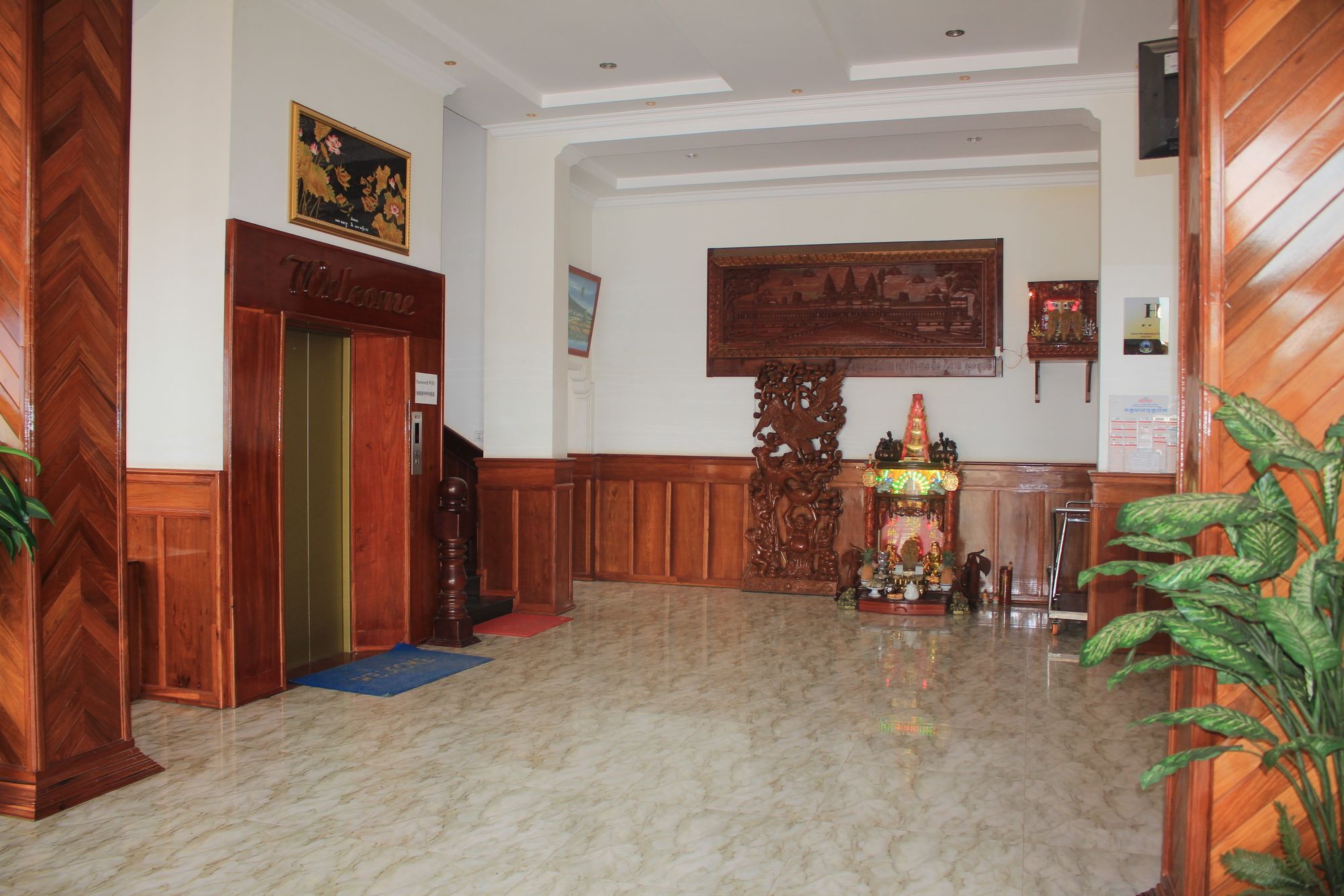 เอเมอรัลด์ บีบี บาตัมบัง โฮเต็ล Hotel พระตะบอง ภายนอก รูปภาพ